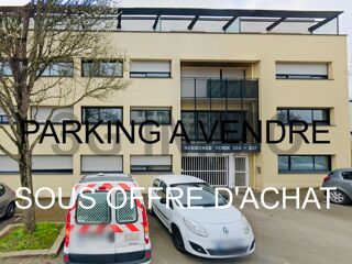  Parking / Garage  vendre 