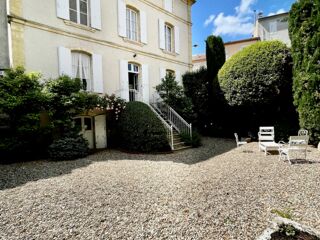  Maison  vendre 8 pices 250 m