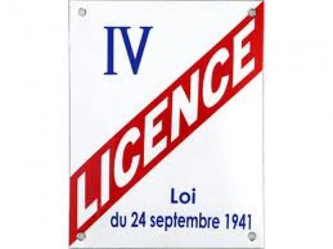   LICENCE IV 