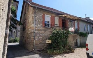  Maison Saint-Pierre-Toirac (46160)