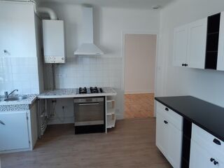  Appartement à louer 2 pièces 63 m²