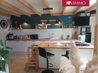  Maison  vendre 6 pices 136 m