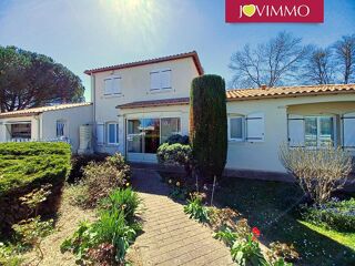  Maison  vendre 7 pices 205 m