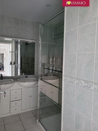  Appartement  vendre 4 pices 80 m