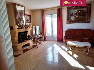  Maison  vendre 9 pices 210 m