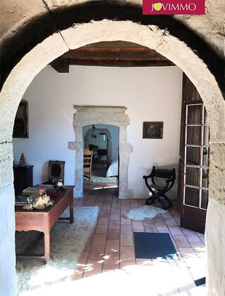  Maison  vendre 8 pices 317 m