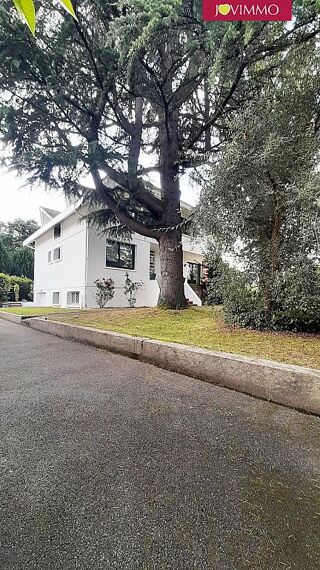  Maison  vendre 7 pices 196 m