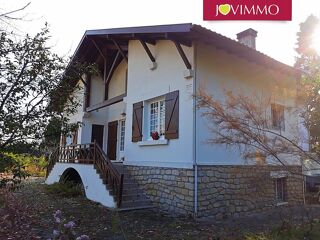  Maison � vendre 10 pi�ces 332 m�