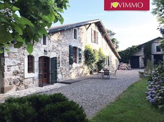  Maison  vendre 8 pices 317 m