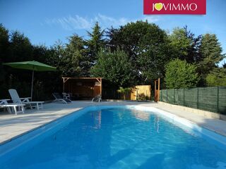  Maison  vendre 10 pices 215 m