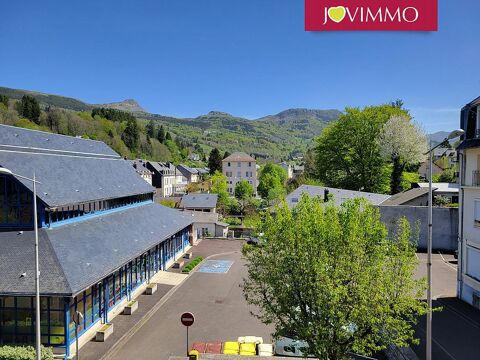   SPACIEUX APPARTEMENT RENOVE - 80 M2 - VUE SUR CHARLANNE - ... Appartement - 4 pice(s) - 80 m