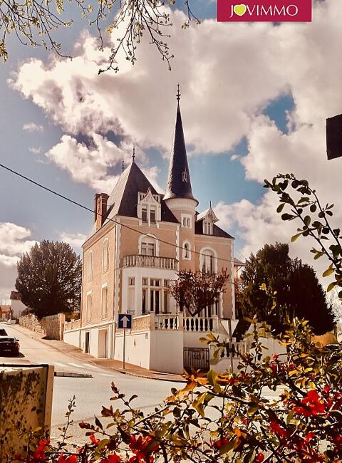   MAISON DE CONTE DE F�ES AVEC TOUR AU C�UR DU CENTRE DE ... Maison - 9 pi�ce(s) - 285 m�