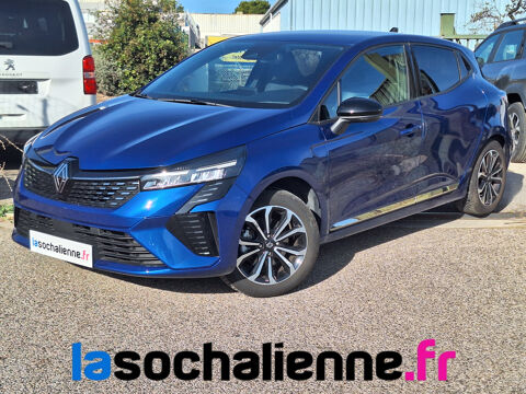 Renault Clio V E-Tech full hybrid 145 ch GSR2 Techno 2024 occasion Vitrolles 13127