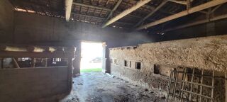  Remise / Grange  vendre 3 pices 600 m