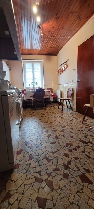  Maison  vendre 6 pices 140 m