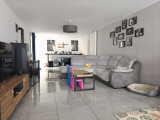  Maison  vendre 6 pices 210 m