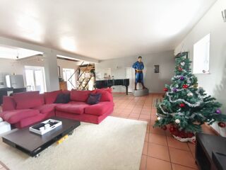  Maison � vendre 6 pi�ces 198 m�