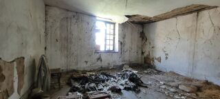  Remise / Grange  vendre 5 pices 210 m