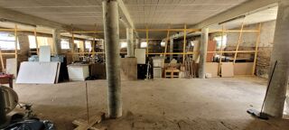  Remise / Grange � vendre 2 pi�ces 640 m�