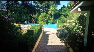  Propriété/château à vendre 7 pièces 244 m²