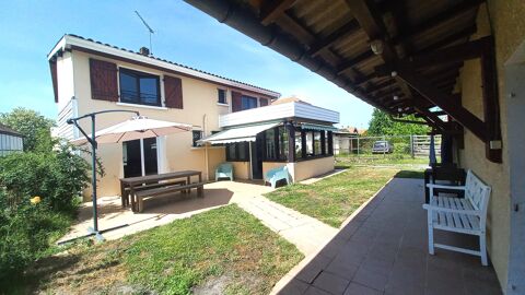   Maison, 1 suite parental, 3 chambres, 2 d�pendances, terrain clos. Maison - 5 pi�ce(s) - 136 m�