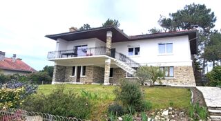  Maison à vendre 8 pièces 204 m²