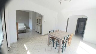 Vente Maison Maison, entrée, séjour, 2 chambres, salle de douche, cuisine, buanderie, garage Saint-justin
