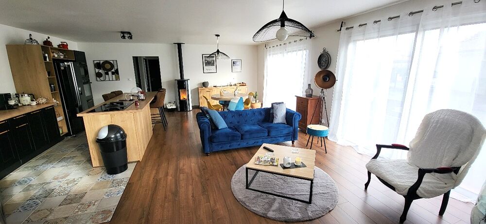 Entre forêt et océan Maison moderne de plain-pied