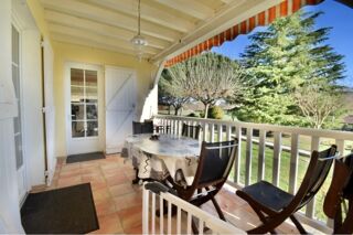  Propriété/château à vendre 11 pièces 360 m²