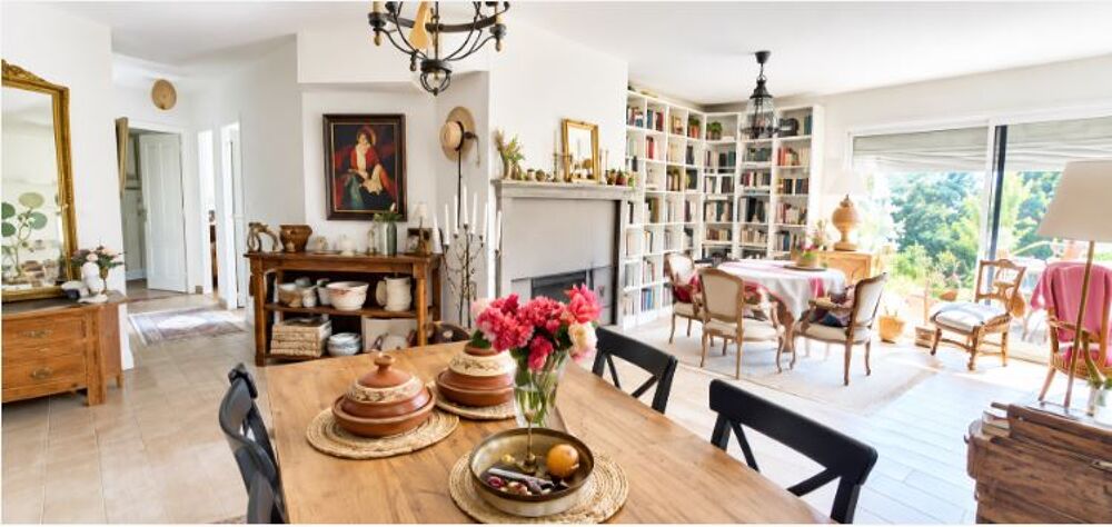 Vente Maison Pavillon vue sur montagnes, cuisine, séjour, 3 chambres, carports. Lasseube