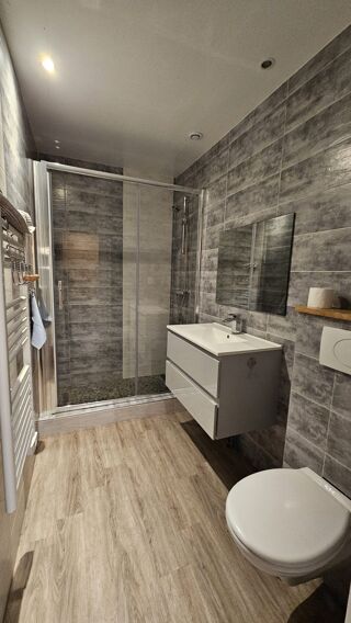  Immeuble à vendre 10 pièces 180 m² Lau-balagnas
