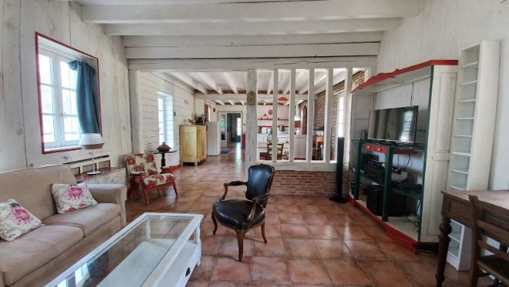 Propriété et studio indépendant, séjour, , 3 chambres, garage, carport, terrasse couvert