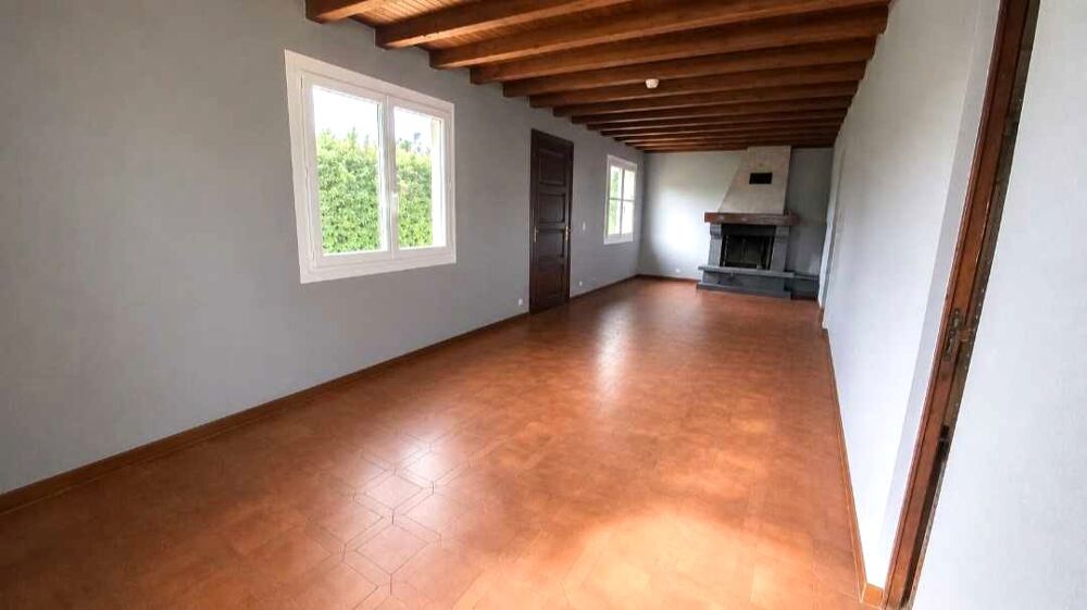 Vente Maison Maison: séjour, cuisine, buanderie, 2 chambres, terrain 1306 m² clos Le houga