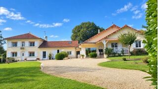  Propriété/château à vendre 11 pièces 360 m²