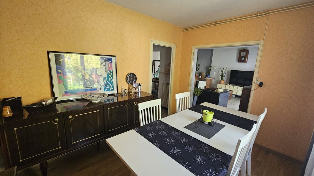 Vente Maison Maison 6 pièces avec jardin de 680 m² Saint-pierre-du-mont