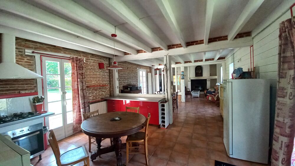 Vente Propriété/Château Propriété et studio indépendant, séjour, , 3 chambres, garage, carport, terrasse couvert Villeneuve-de-marsan