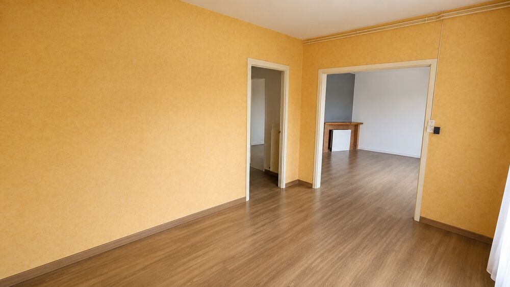 Vente Maison Maison 6 pièces avec jardin de 680 m² Saint-pierre-du-mont