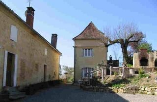  Maison  vendre 15 + pices 400 m