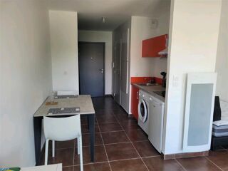  Appartement à louer 1 pièce 28 m²