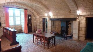  Proprit/chteau  vendre 4 pices 150 m