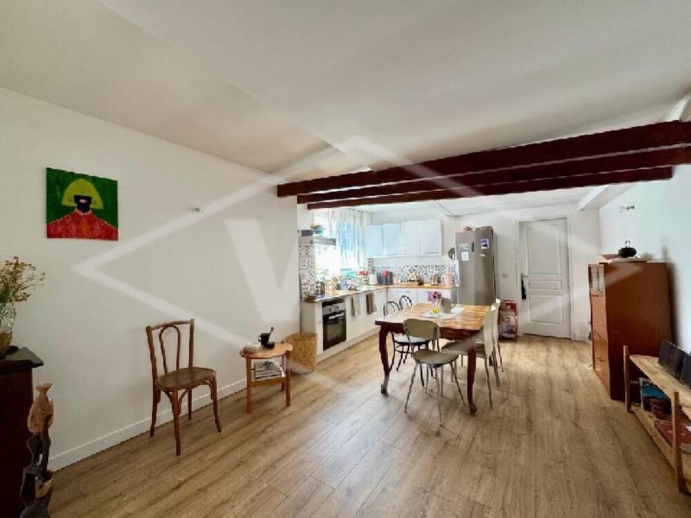 EXCLUSIVITÉ - Dans le quartier du Vieux-Bourg...Pour inv....