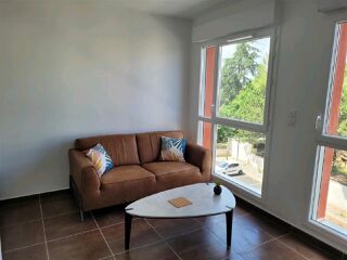  Appartement à louer 1 pièce 28 m²