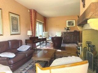  Maison  vendre 8 pices 195 m