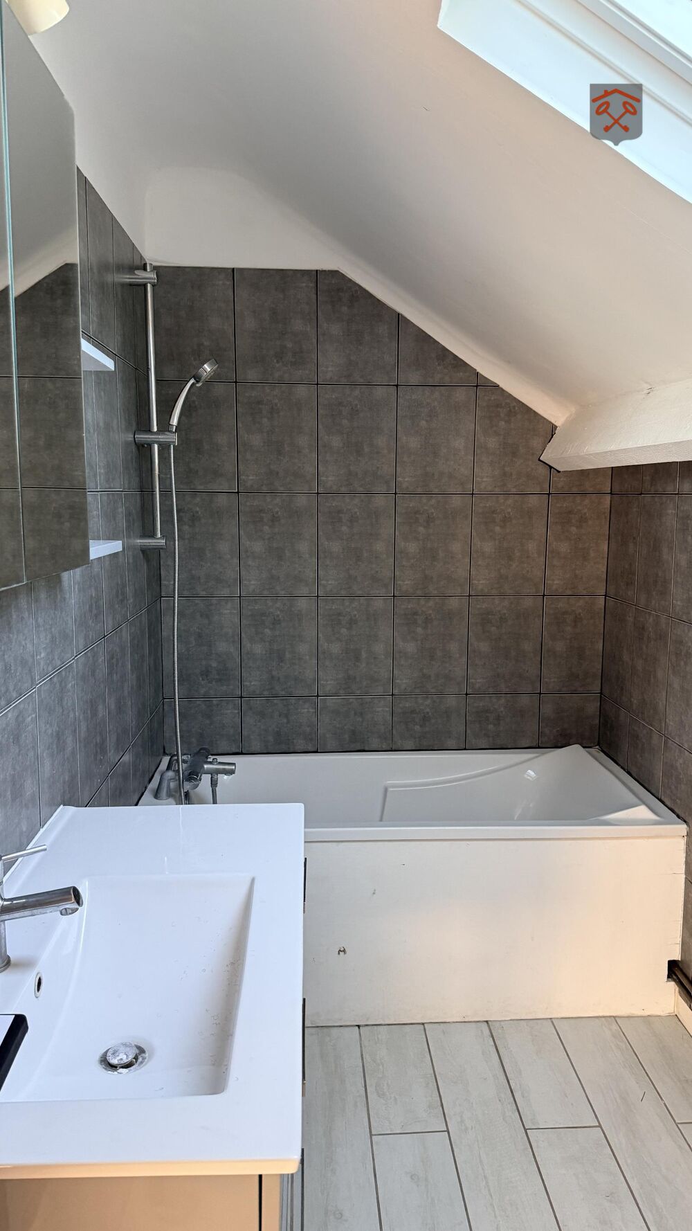 vente Maison - 8 pièce(s) - 159 m² L'Aigle (61300)