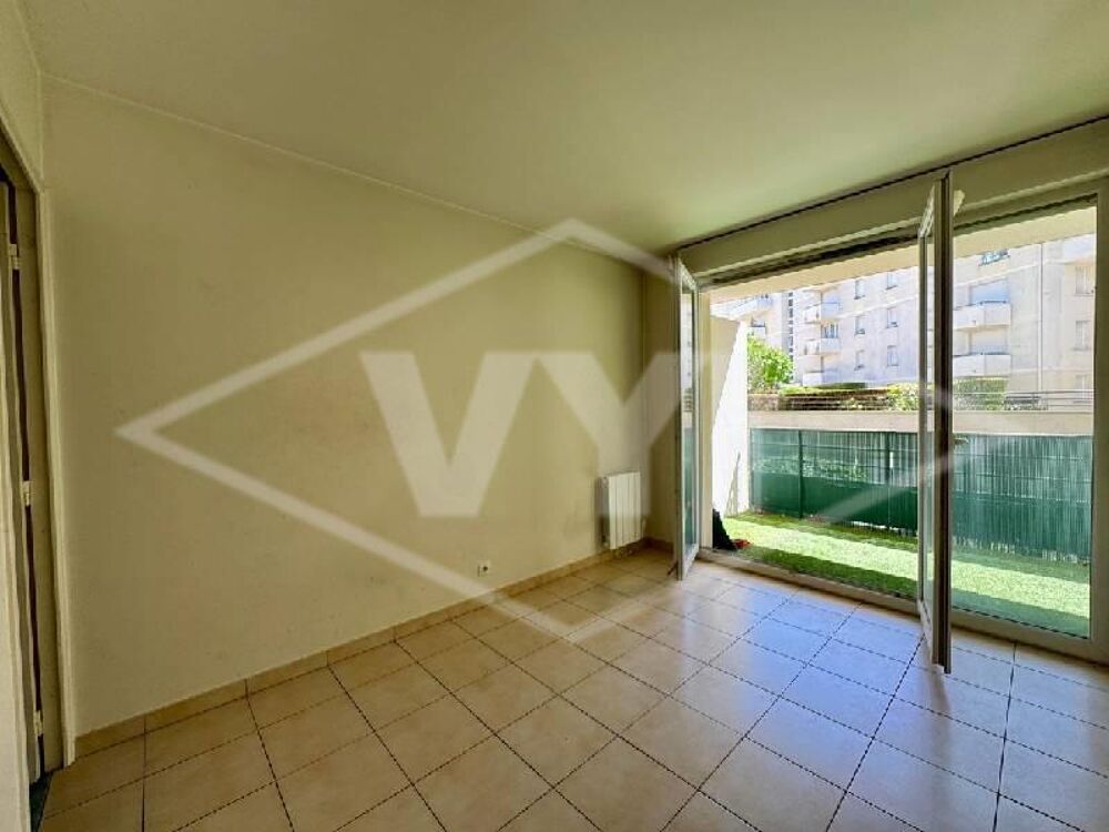 vente Appartement - 3 pièce(s) - 65 m² Combs-la-Ville (77380)