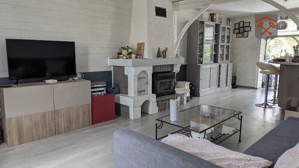 NEYT IMMOBILIER vous propose Réf 4755 à 10 mn de l'AIGL....