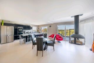  Maison � vendre 243 m�