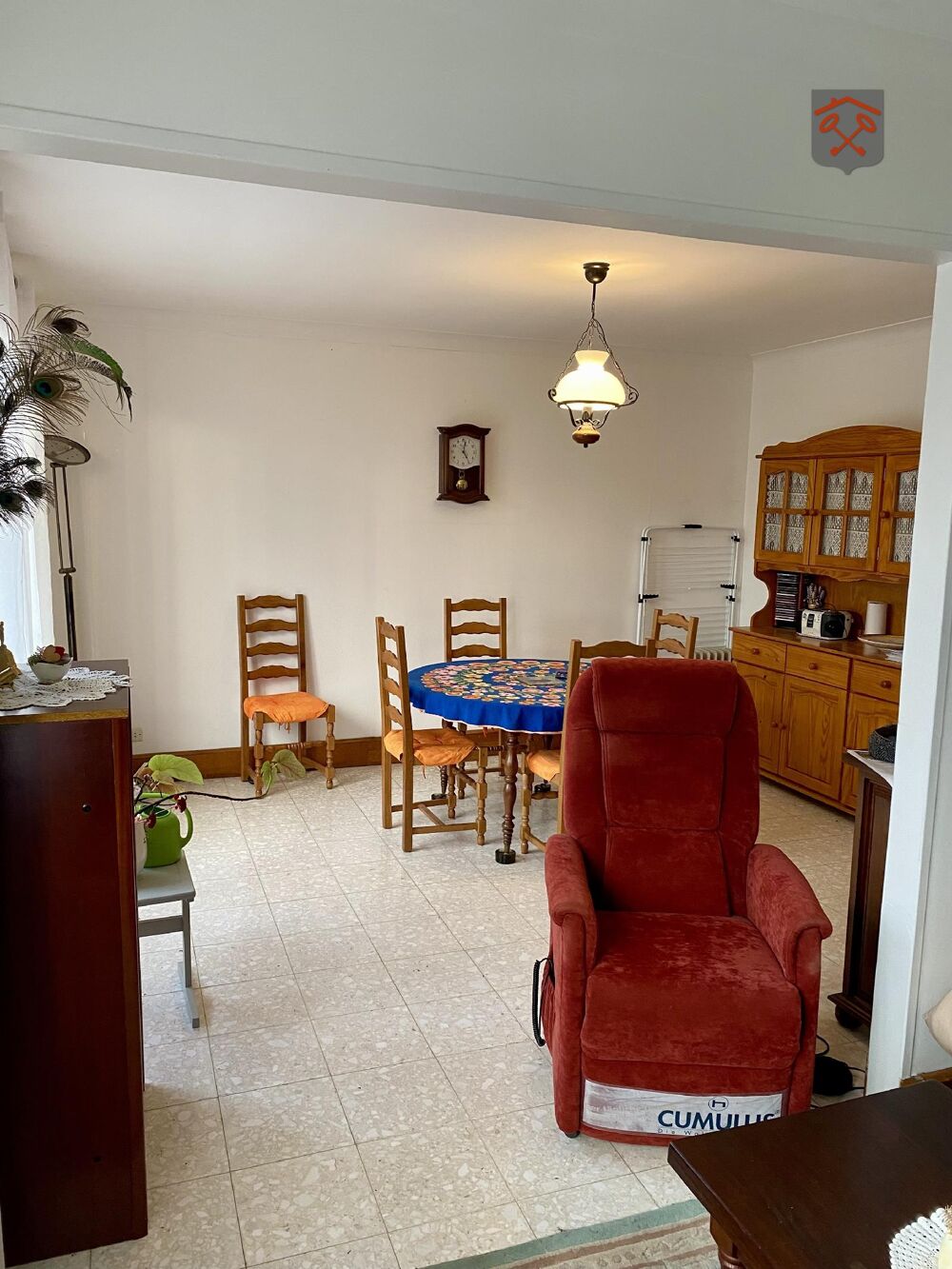 NEYT IMMOBILIER vous propose Réf 4897 à l'AIGLE commerc....