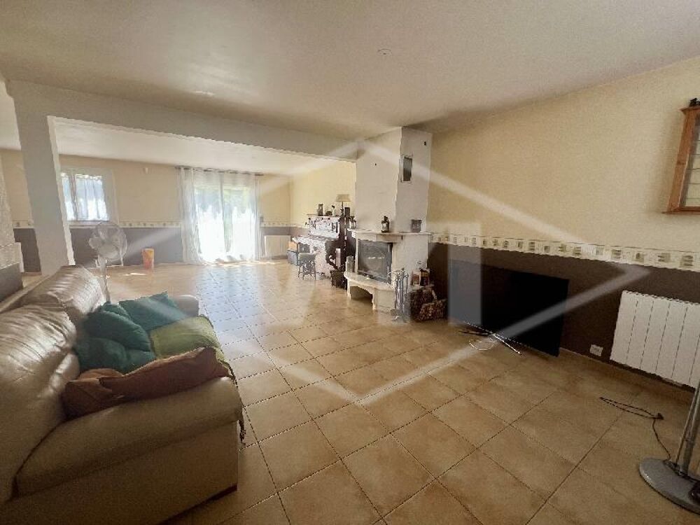 vente Maison - 8 pièce(s) - 160 m² Combs-la-Ville (77380)