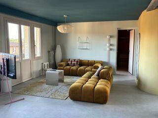  Appartement à louer 3 pièces 74 m²